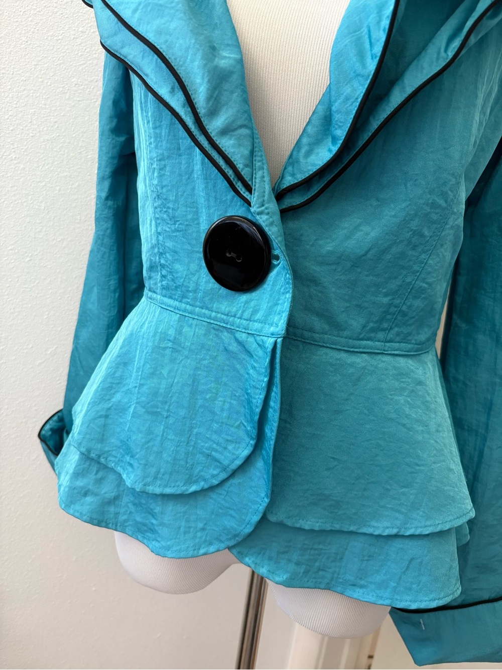 Turquoise Ruffle Peplum Blazer - Picture 4 of 15